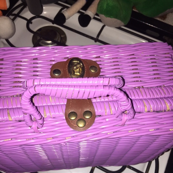 vintage y2k purple picnic basket teacup set - Picture 3 of 4